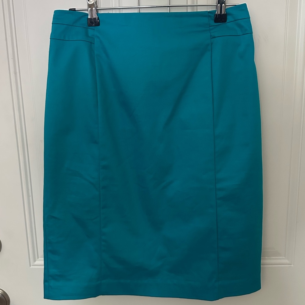 Worthington Vibrant Blue Pencil Skirt